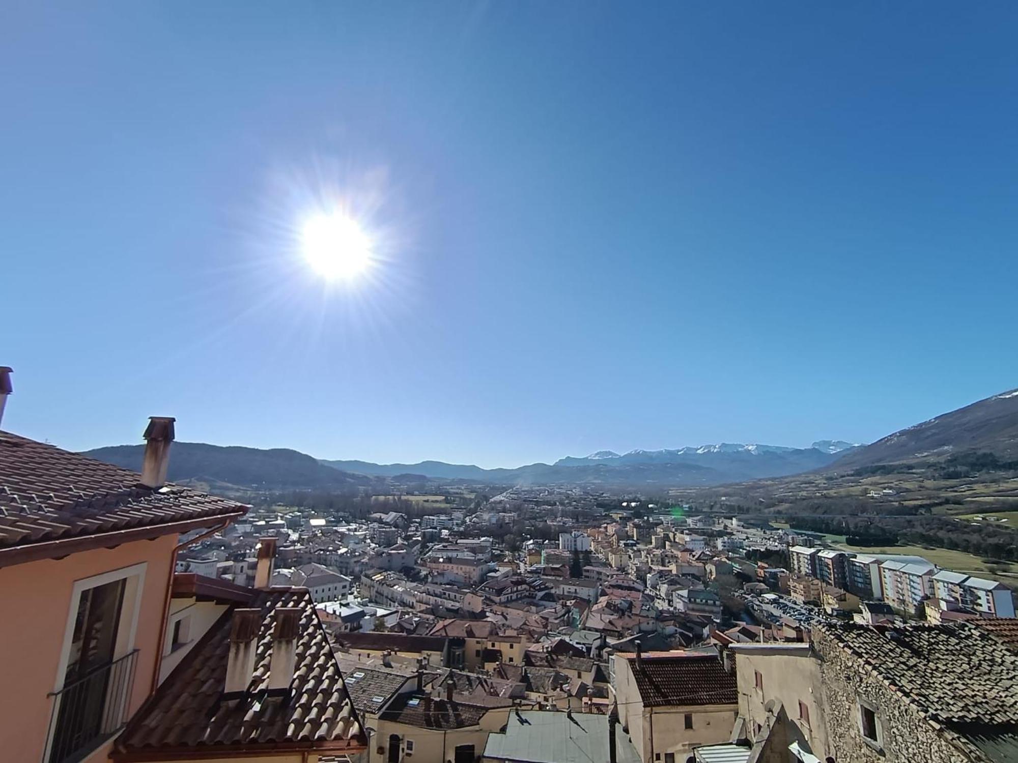 Ferienwohnung Al Civico 21 Castel Di Sangro Exterior foto